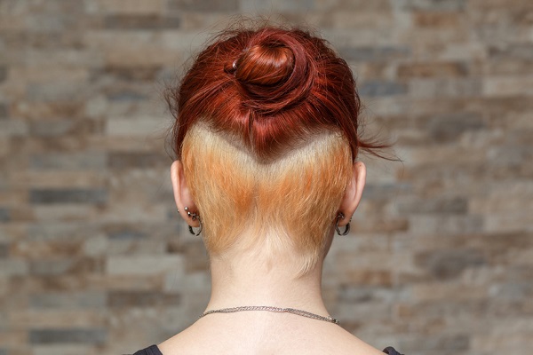 Hinten frau undercut Undercut Frau